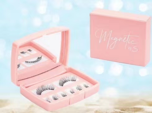 eyelash boxes.jpg